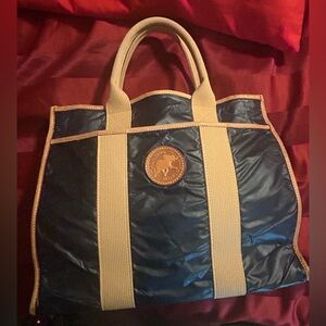 Hunting world tote bag